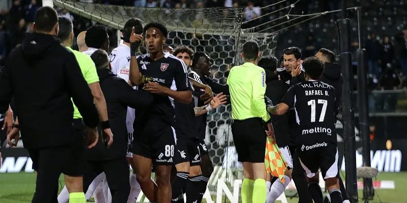 Tài thẻ là lựa chọn an toàn