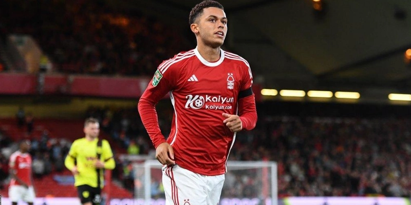 Brennan Johnson Về Crystal Palace - Hàng Công Được Tiếp Lửa 2 Trụ cột của Nottingham Forest mùa giải 2021 - 2022